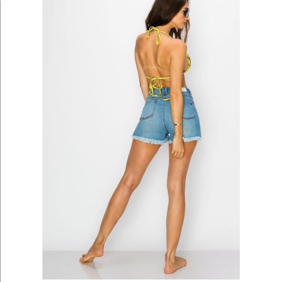 Women’s high waisted shorts NWOT - Picture 3 of 4